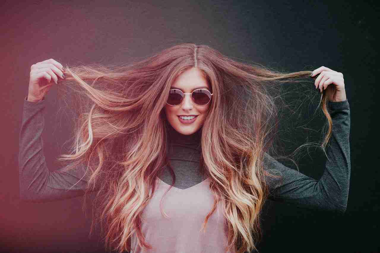 How to Increase Hair Volume Naturally in 5 Ways